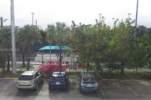 580 Egret Dr, Hallandale Beach, FL 33009 - Photo 25