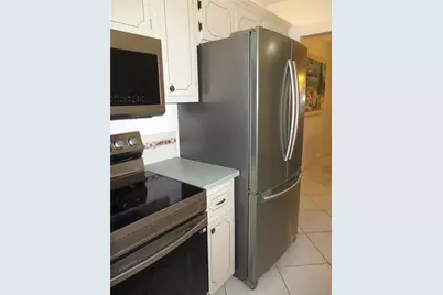 580 Egret Dr #214, Hallandale Beach, FL 33009 - Photo 15