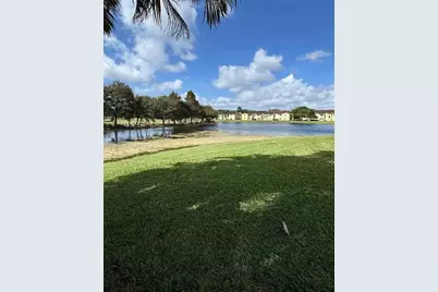 12620 Vista Isles Dr #1027, Sunrise, FL 33325 - Photo 3