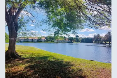 12620 Vista Isles Dr #1027, Sunrise, FL 33325 - Photo 11