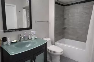 12620 Vista Isles Dr, Sunrise, FL 33325 - Photo 9