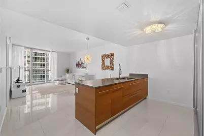 475 Brickell Ave #3711, Miami, FL 33131 - Photo 3