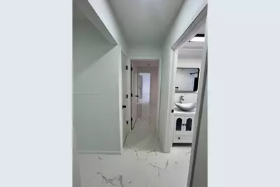 2101 Hibiscus Rd #0, Fort Myers, FL 33905 - Photo 7