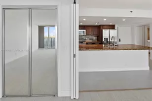 7601 E Treasure Dr, North Bay Village, FL 33141 - Photo 27