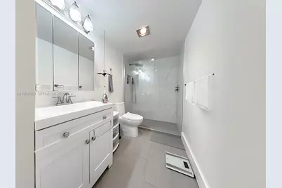 1400 NE 54th St #306, Fort Lauderdale, FL 33334 - Photo 7