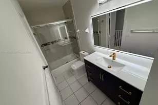 2630 W 76th St, Hialeah, FL 33016 - Photo 19