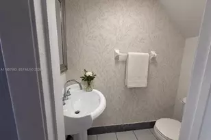 2630 W 76th St, Hialeah, FL 33016 - Photo 13