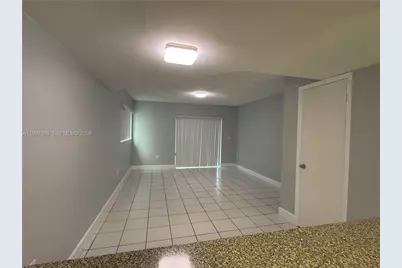 2630 W 76th St #201, Hialeah, FL 33016 - Photo 21