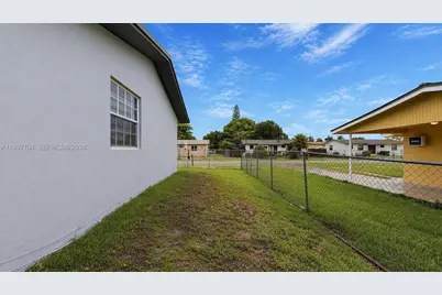 21450 SW 109th Ct, Cutler Bay, FL 33189 - Photo 15