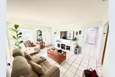 11906 SW 110th St Cir E, Miami, FL 33186 - Photo 5