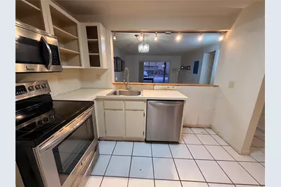 17000 NW 67th Ave #115, Hialeah, FL 33015 - Photo 7