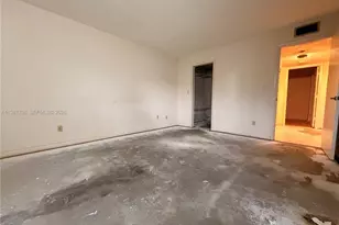 17000 NW 67th Ave, Hialeah, FL 33015 - Photo 21