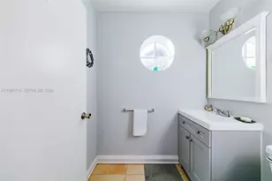 165 NW 85th Ct, Miami, FL 33126 - Photo 9