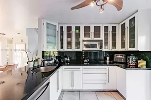 165 NW 85th Ct, Miami, FL 33126 - Photo 5