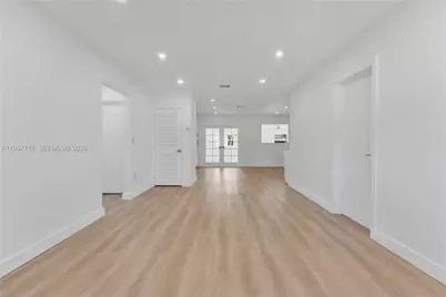 3827 SW 88th Ct, Miami, FL 33165 - Photo 17