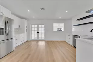 3827 SW 88th Ct, Miami, FL 33165 - Photo 23