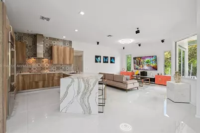 14019 N Miller Dr, Palm Beach Gardens, FL 33410 - Photo 7