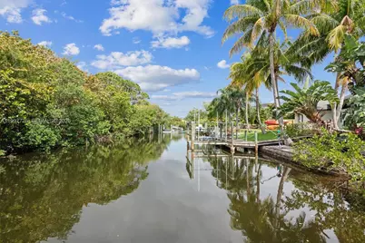 14019 N Miller Dr, Palm Beach Gardens, FL 33410 - Photo 3