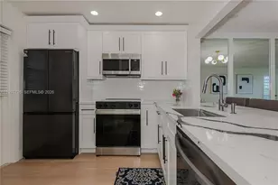 2500 SW 81st Ave, Davie, FL 33324 - Photo 9