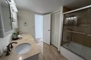 1000 Parkview Dr, Hallandale Beach, FL 33009 - Photo 21