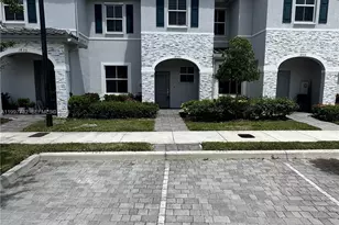 1845 SE 27th Rd, Homestead, FL 33035 - Photo 3
