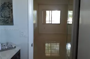 8415 SW 107th Ave, Miami, FL 33173 - Photo 3