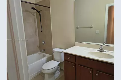 3572 W 88th Ter #3572, Hialeah, FL 33018 - Photo 7