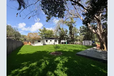 7830 SW 99th St, Miami, FL 33156 - Photo 15