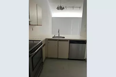 6714 NW 188th Ter, Hialeah, FL 33015 - Photo 13