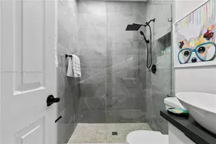 2376 NW 2nd St, Miami, FL 33125 - Photo 73