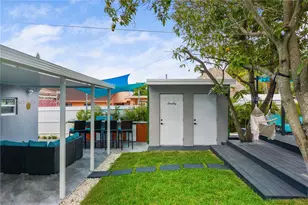 2376 NW 2nd St, Miami, FL 33125 - Photo 35