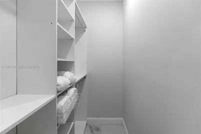 2376 NW 2nd St, Miami, FL 33125 - Photo 77