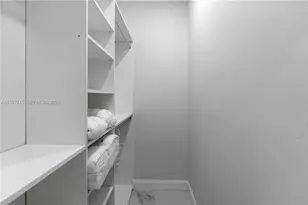 2376 NW 2nd St, Miami, FL 33125 - Photo 77