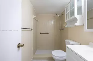 1700 NW N River Dr, Miami, FL 33125 - Photo 17