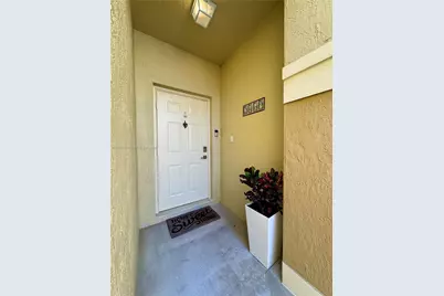 2469 Cordoba Bnd #2469, Weston, FL 33327 - Photo 5