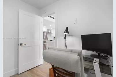 5701 Collins Ave #1707, Miami Beach, FL 33140 - Photo 25