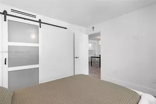 5701 Collins Ave, Miami Beach, FL 33140 - Photo 19