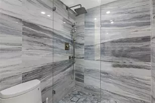 5701 Collins Ave, Miami Beach, FL 33140 - Photo 29