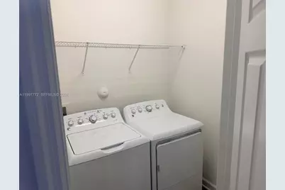 3335 W 94th Ter, Hialeah, FL 33018 - Photo 7