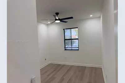 3335 W 94th Ter, Hialeah, FL 33018 - Photo 9