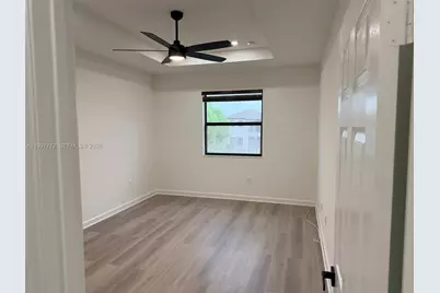 3335 W 94th Ter, Hialeah, FL 33018 - Photo 13