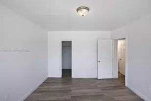 7271 Gary Ave, Miami Beach, FL 33141 - Photo 9