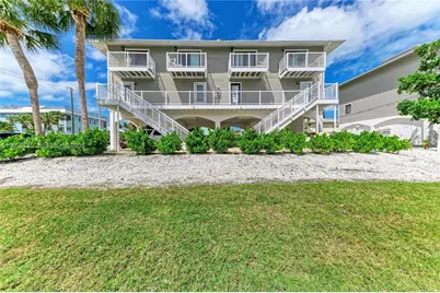 3400 6th Ave #6, Holmes Beach, FL 34217 - Photo 15