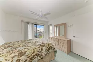 3400 6th Ave, Holmes Beach, FL 34217 - Photo 33