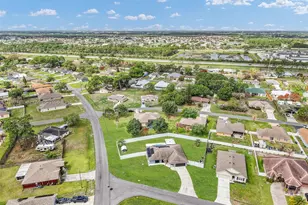 702 NW Orchid St, Port Saint Lucie, FL 34983 - Photo 11