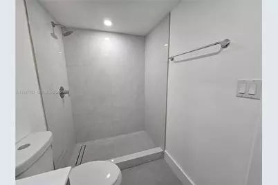 4550 NW 9th St #304E, Miami, FL 33126 - Photo 11