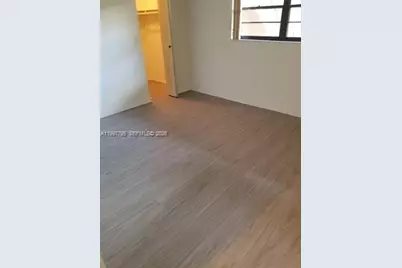 10425 SW 112th Ave #211, Miami, FL 33176 - Photo 5