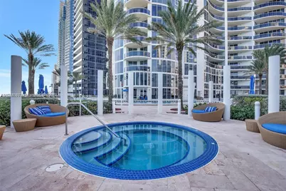 17201 Collins Ave #2005, Sunny Isles Beach, FL 33160 - Photo 3