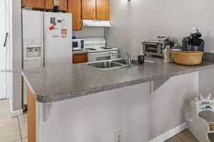 2701 Riverside Dr, Coral Springs, FL 33065 - Photo 3