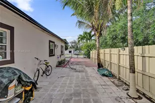 2158 NW 100th St, Miami, FL 33147 - Photo 47